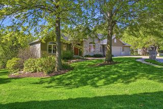4702 GARDEN BROOK CT, Columbia, MO 65203