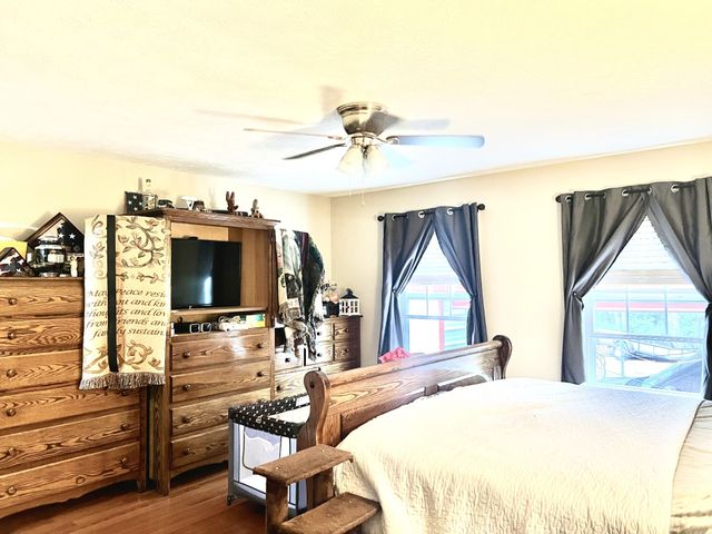 690 Monument Rd, Summertown, TN 38483