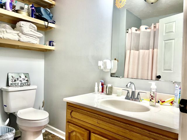 690 Monument Rd, Summertown, TN 38483