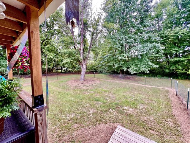 690 Monument Rd, Summertown, TN 38483