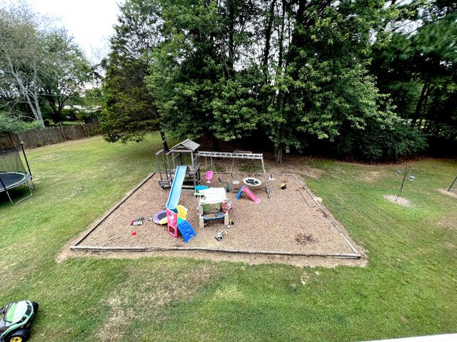 690 Monument Rd, Summertown, TN 38483