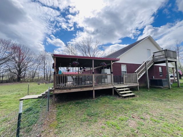 690 Monument Rd, Summertown, TN 38483