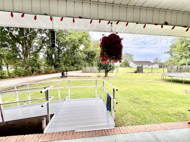 690 Monument Rd, Summertown, TN 38483