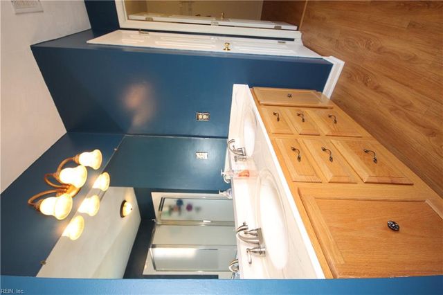 1349 Raynor DR, Virginia Beach, VA 23456