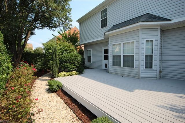 1349 Raynor DR, Virginia Beach, VA 23456