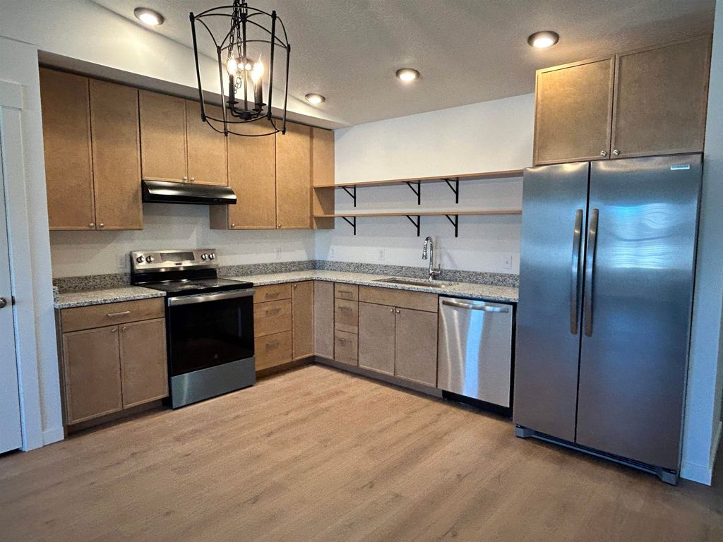 801 Cocoa Court, Cody, WY 82414 photo 2