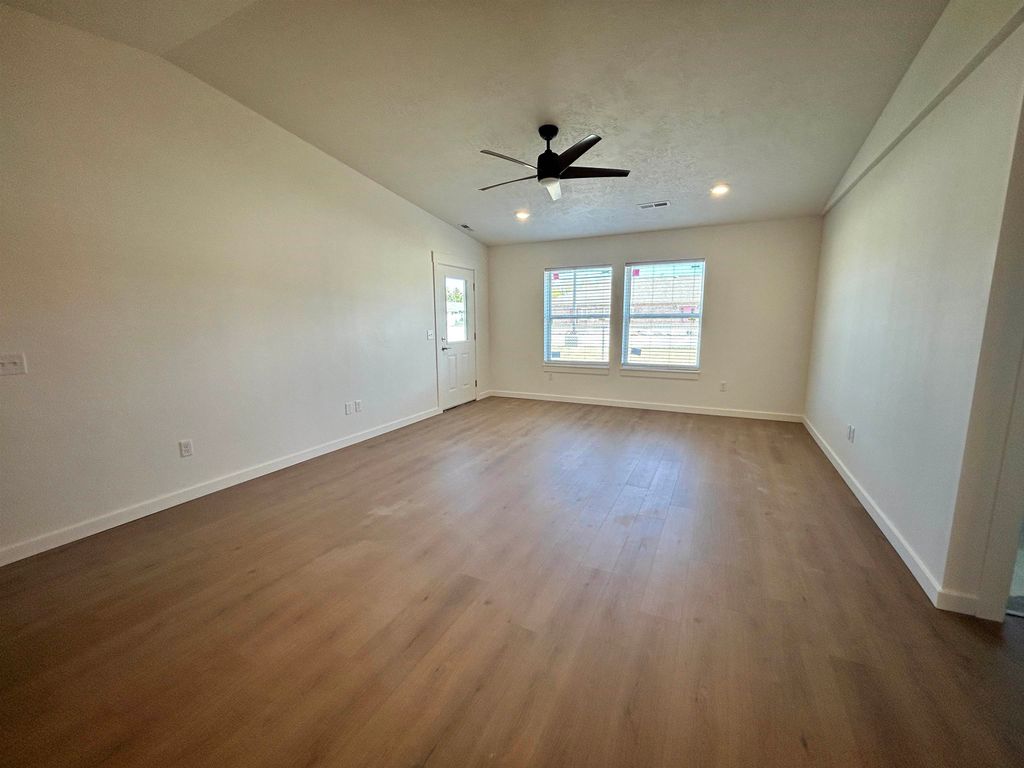 801 Cocoa Court, Cody, WY 82414 photo 3