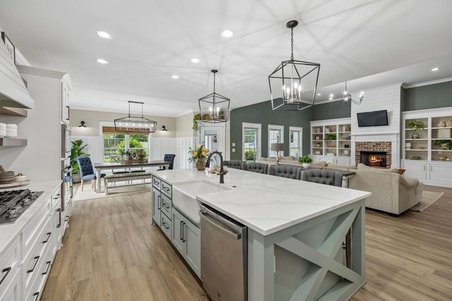 7763 Brenda Ln, Murfreesboro, TN 37129