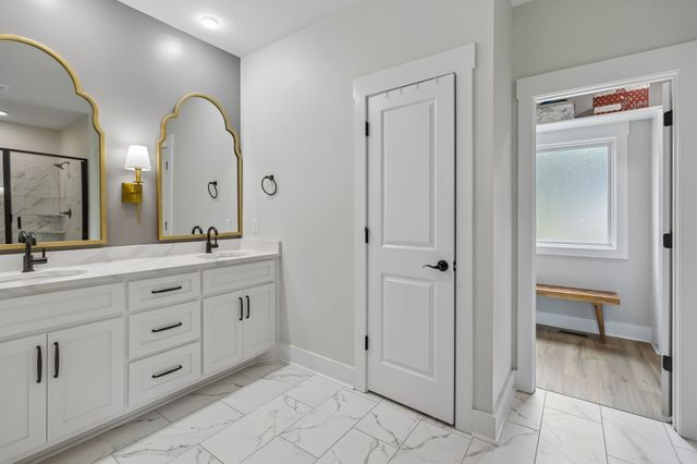 7763 Brenda Ln, Murfreesboro, TN 37129