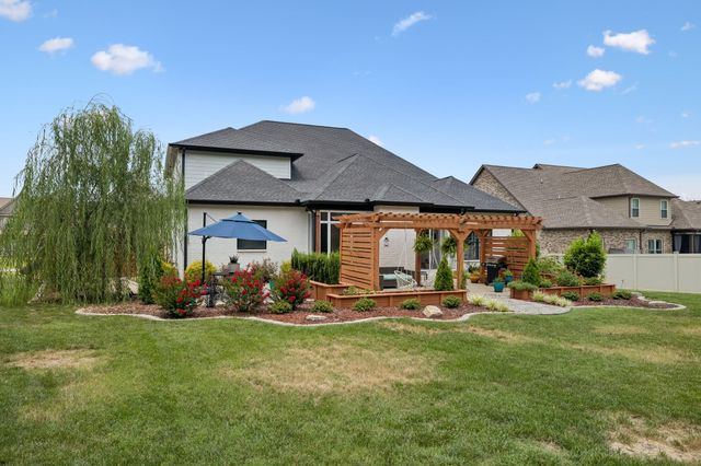 7763 Brenda Ln, Murfreesboro, TN 37129
