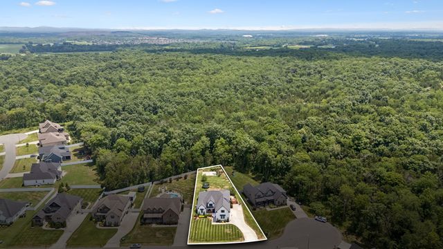 7763 Brenda Ln, Murfreesboro, TN 37129