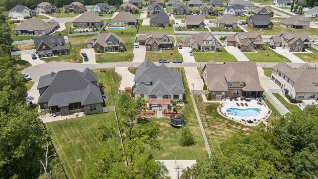 7763 Brenda Ln, Murfreesboro, TN 37129
