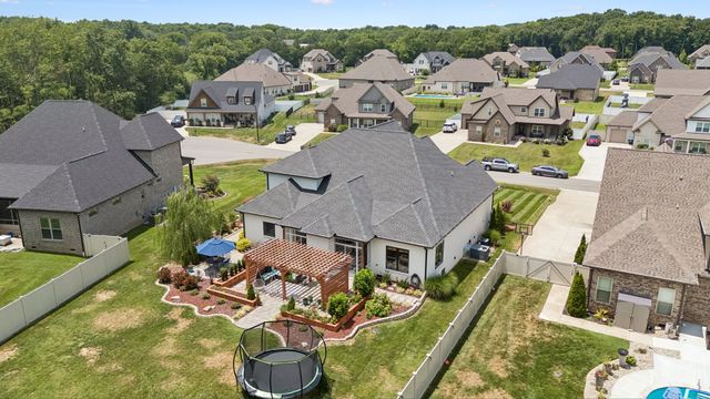 7763 Brenda Ln, Murfreesboro, TN 37129