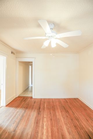 2315 W School Street G, Chicago, IL 60618