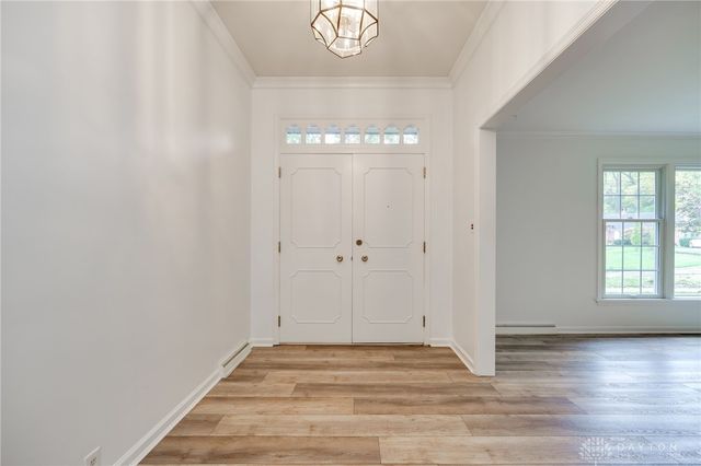 1349 Tamerlane Road, Dayton, OH 45429