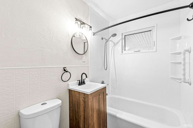 928 S Byrkit Street, Mishawaka, IN 46544