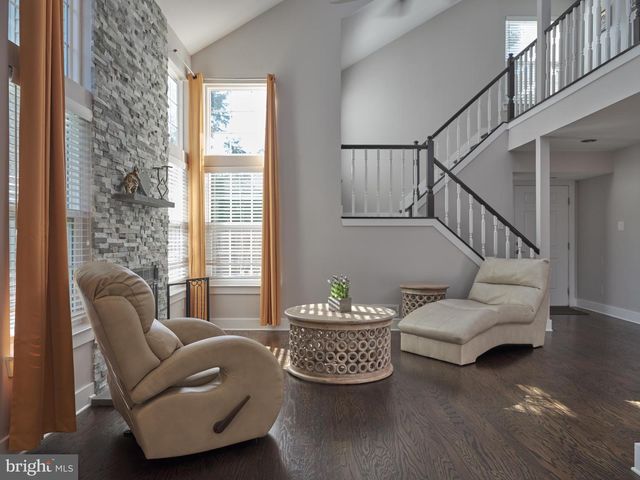 15 ASPEN CT, Newtown, PA 18940