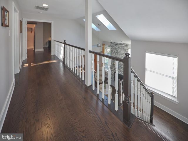 15 ASPEN CT, Newtown, PA 18940