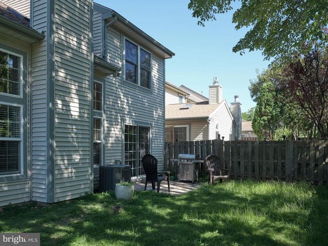 15 ASPEN CT, Newtown, PA 18940