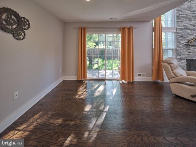 15 ASPEN CT, Newtown, PA 18940