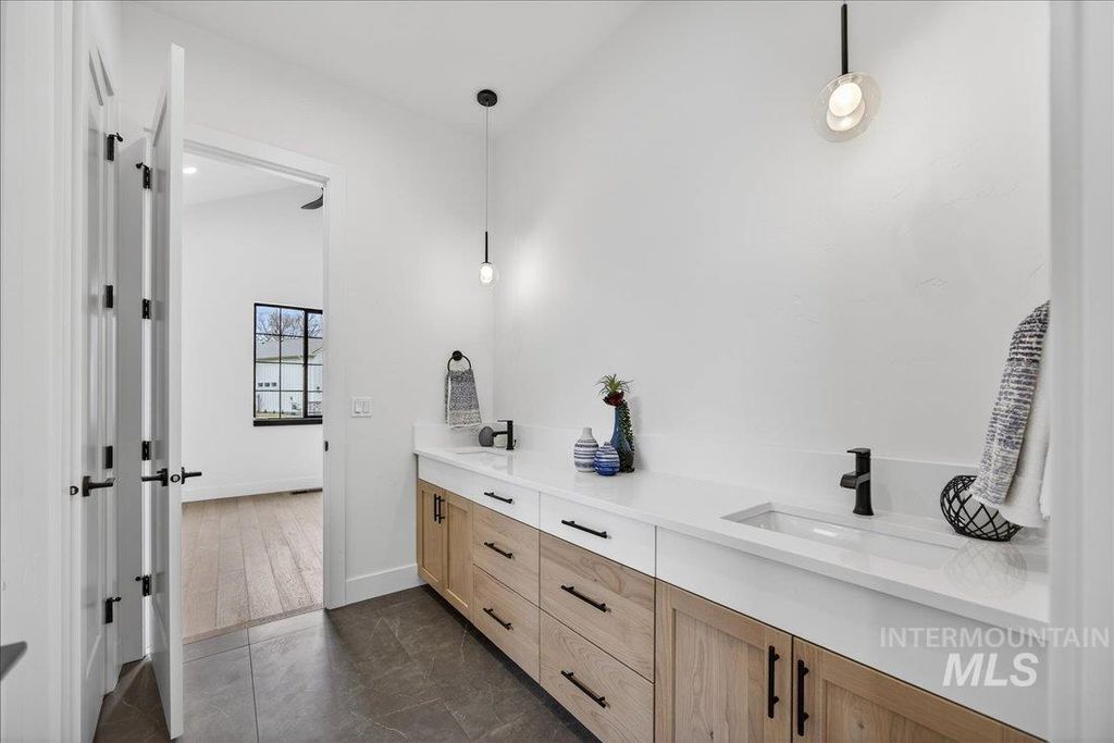 549 Joy Ave, Middleton, ID 83644 photo 25