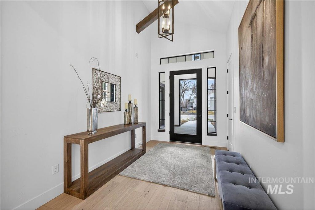 549 Joy Ave, Middleton, ID 83644 photo 4