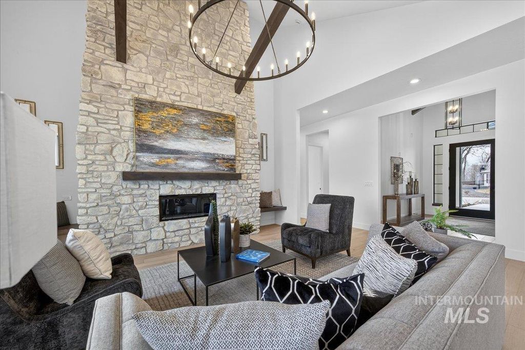 549 Joy Ave, Middleton, ID 83644 photo 5