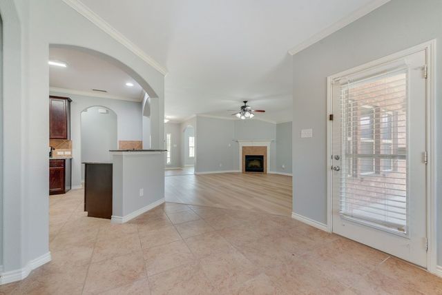 5836 Sunny Meadow Lane, Grand Prairie, TX 75052