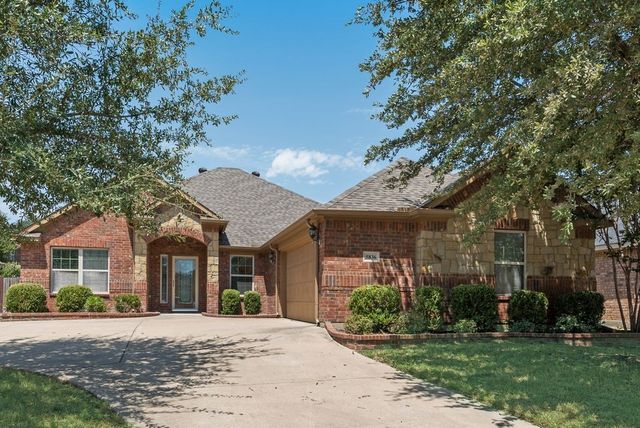 5836 Sunny Meadow Lane, Grand Prairie, TX 75052