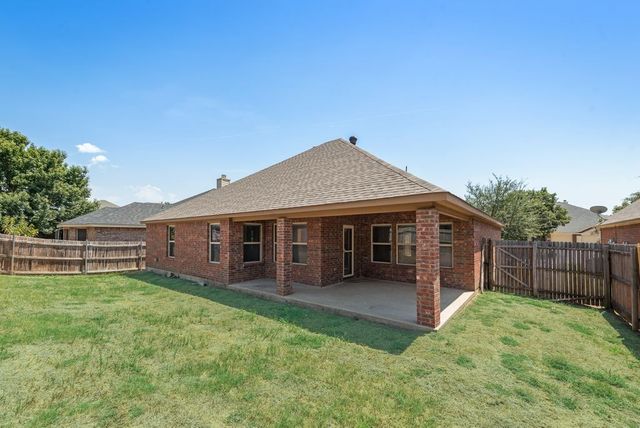 5836 Sunny Meadow Lane, Grand Prairie, TX 75052