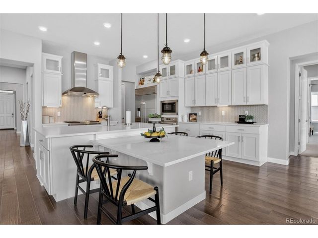 15217 Roslyn St, Thornton, CO 80602