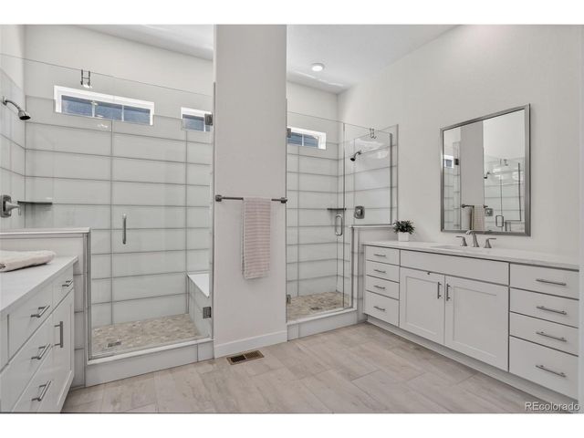 15217 Roslyn St, Thornton, CO 80602