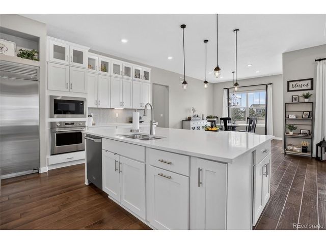 15217 Roslyn St, Thornton, CO 80602