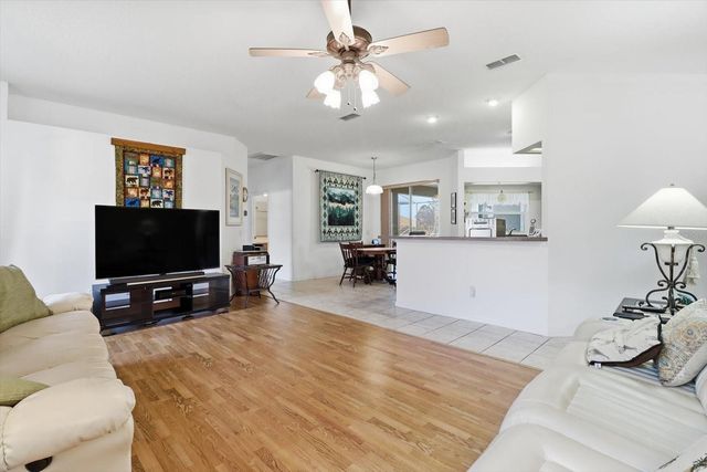 63 N YOUNGTREE POINT, Lecanto, FL 34461