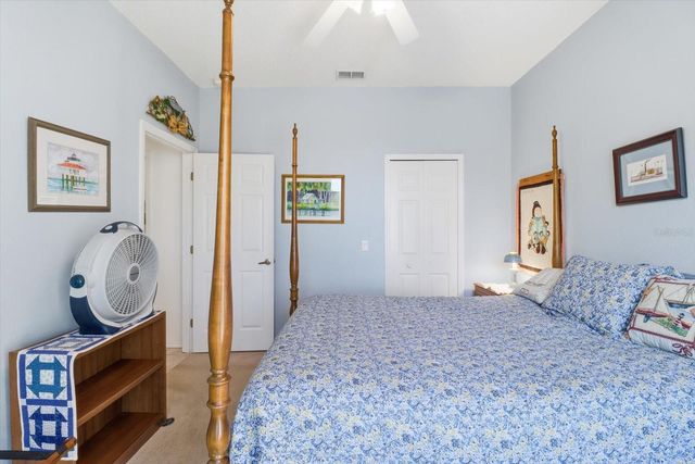 63 N YOUNGTREE POINT, Lecanto, FL 34461