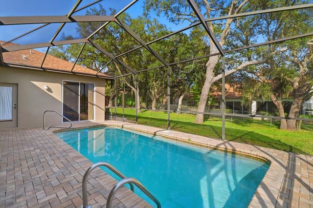 63 N YOUNGTREE POINT, Lecanto, FL 34461