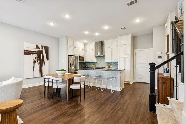 7119 Amber Grove Court, Dallas, TX 75231