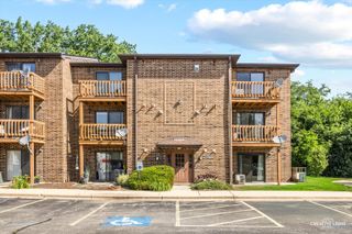 2260 Abbeywood Drive F, Lisle, IL 60532