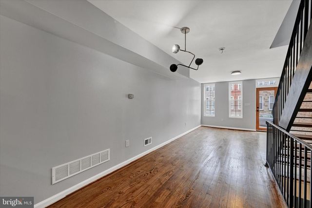 1148 SARGEANT ST, Baltimore, MD 21223