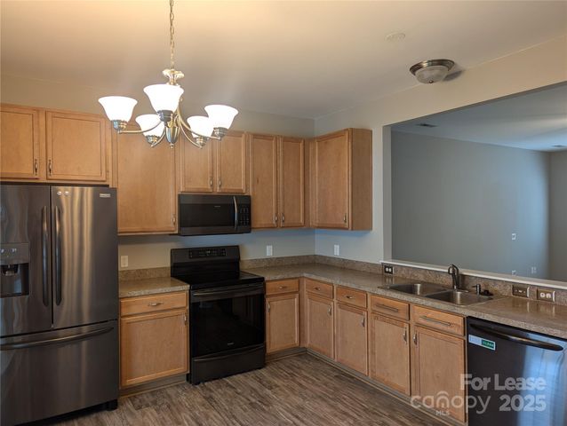 13918 Cypress Woods Drive, Huntersville, NC 28078