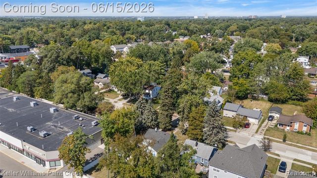 608 E Windemere Avenue, Royal Oak, MI 48073