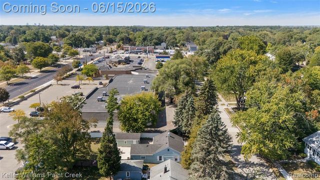 608 E Windemere Avenue, Royal Oak, MI 48073