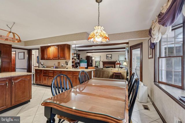 3 CANDLE CT, Shamong, NJ 08088