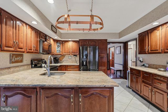 3 CANDLE CT, Shamong, NJ 08088