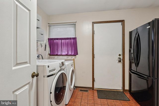 3 CANDLE CT, Shamong, NJ 08088