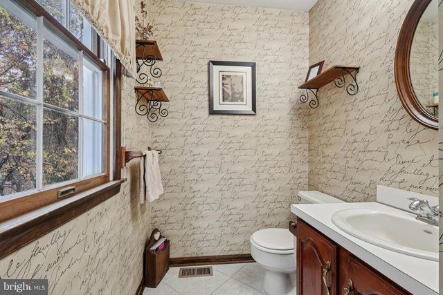 3 CANDLE CT, Shamong, NJ 08088