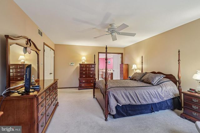 3 CANDLE CT, Shamong, NJ 08088