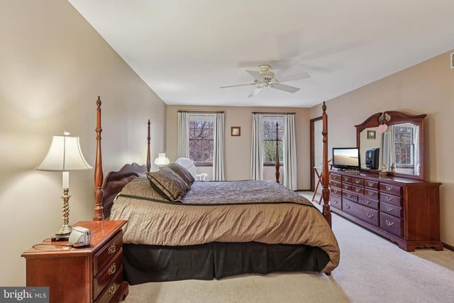 3 CANDLE CT, Shamong, NJ 08088