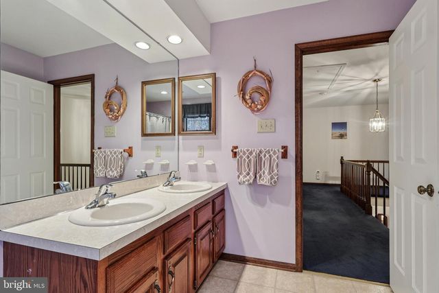 3 CANDLE CT, Shamong, NJ 08088