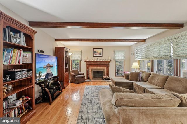 3 CANDLE CT, Shamong, NJ 08088